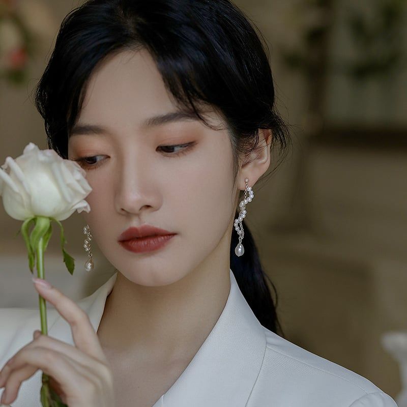 Bông Tai Ngọc Trai Bạc s925 Dây Ngọc Trai Quấn Xoắn Óc Tua Rua Hạt Baroque Điệu Đà MADAME HIEN PEARLS Sang Trọng BTB056
