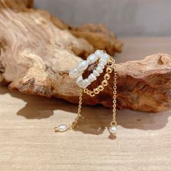 Khuyên Tai Dạng Kẹp Tua Rua Đính Ngọc Trai Không Cần Xỏ Lỗ Tai Thời Trang RUNWAY BTB037