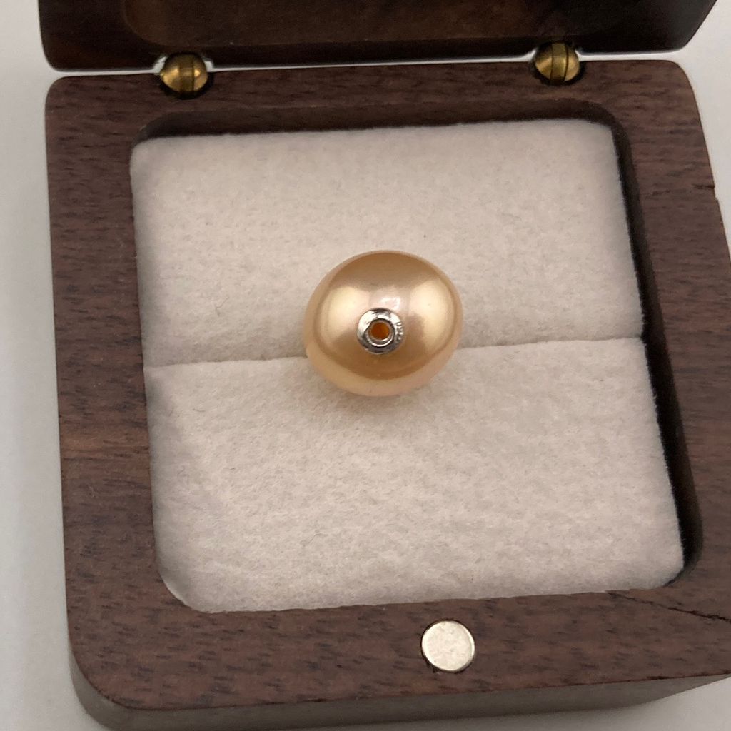 Mặt Dây Chuyền Vàng Ý (Vàng Trắng) Xuyên Tâm Đính 1 Hạt Ngọc Trai 11-12mm AAAA Tròn Hoàn Hảo VYMT001