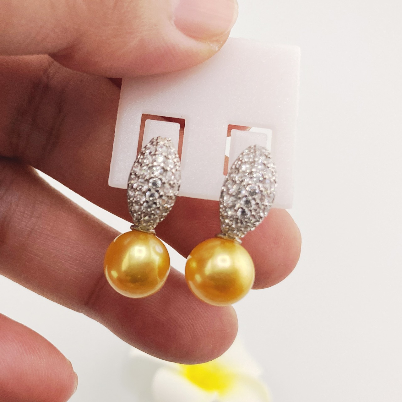 Bông Tai Bạc s925 Mạ Vàng Trắng Italia Đính Ngọc Trai Vàng 9-10mm Hạt Tròn Đẹp Grade AAAA BMVBTT004V