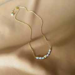 Vòng cổ 6 Hạt Ngọc Trai Phối Cham Trái Tim Bé Xinh MADAME HIEN PEARL Thời Trang MG18