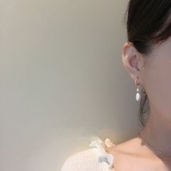 Bông Tai Đính 2 Hạt Ngọc Trai Tự Nhiên To Nhỏ Dáng Giọt Nước Khoá Vòng Tròn Dễ Thương MADAME HIEN PEARLS Cho Nữ BTG047B