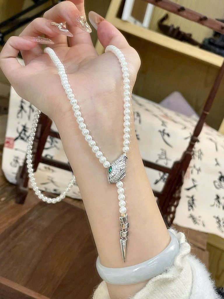 Vòng Cổ Ngọc Trai 50cm Dáng Rắn Thần Sang Trọng Phong Cách Hoàng Gia MADAME HIEN PEARLS Cho Nữ CT065