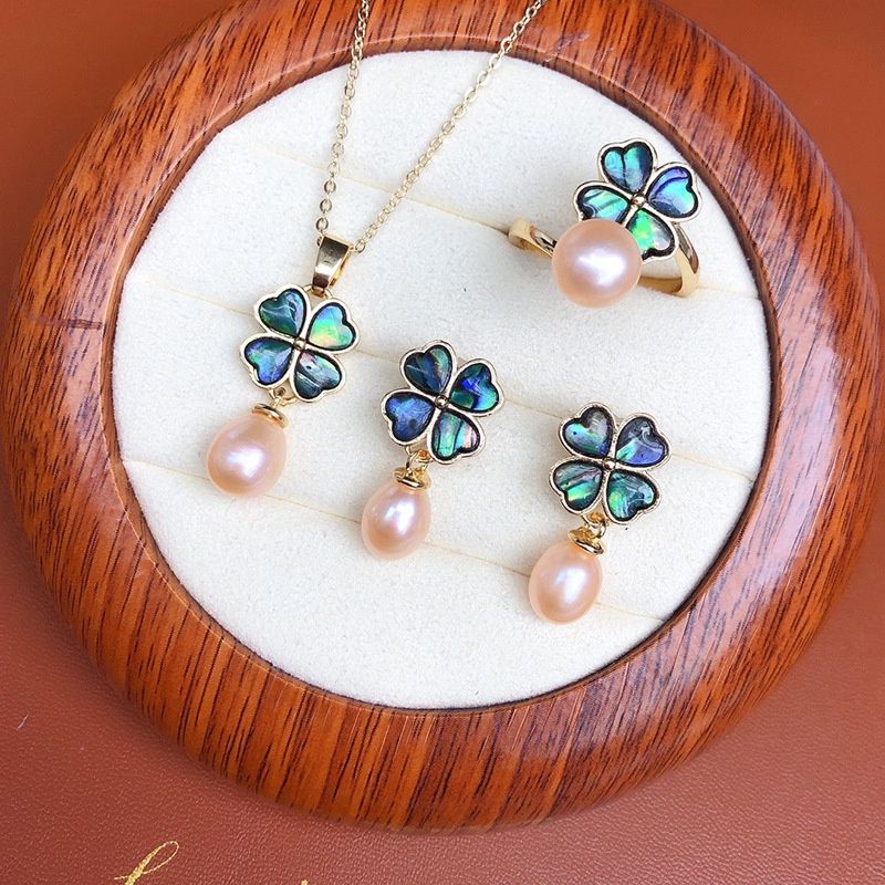 Bộ Set Ngọc Trai Vòng cổ + Nhẫn + Bông Tai Bộ Trang Sức Ngọc Trai Tự Nhiên Cỏ 4 Lá Xà Cừ Vỏ Bàu Ngư MADAME HIEN PEARLS SPS073