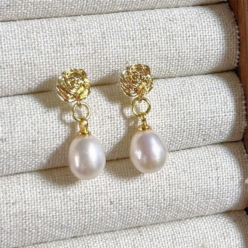 Bông Tai Kim Bạc Tua Rua Đính Hạt Ngọc Trai Tự Nhiên Mặt Hoa Hồng 3D MADAME HIEN PEARLS Cho Nữ BTG097