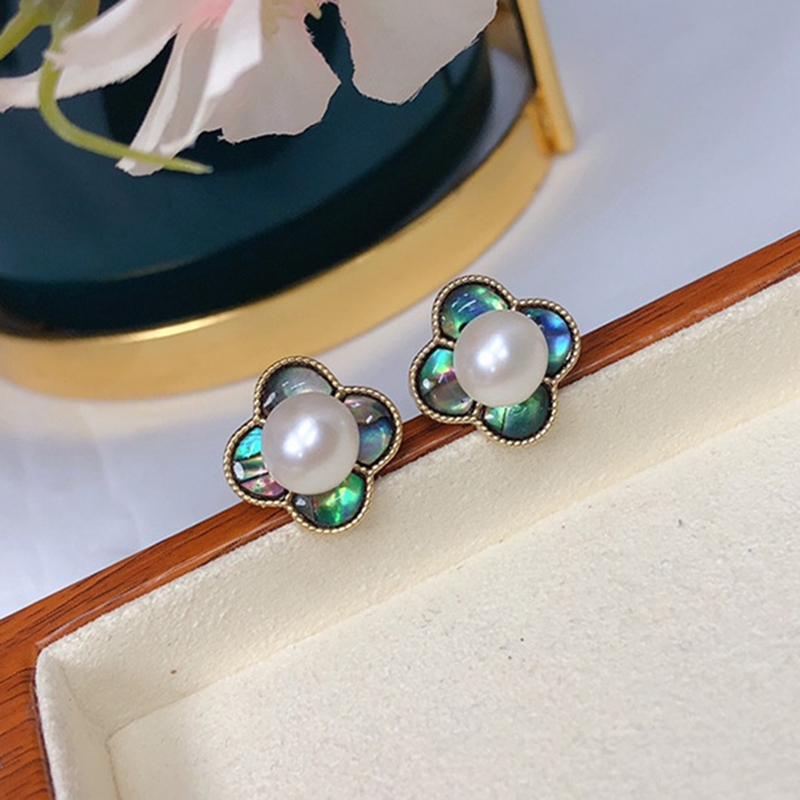 Bông Tai Ngọc Trai Tự Nhiên Cỏ 4 Lá Màu Xà Cừ Vỏ Bàu Ngư Hoạ Tiết LV MADAME HIEN PEARLS Thời Trang Nữ BTN192