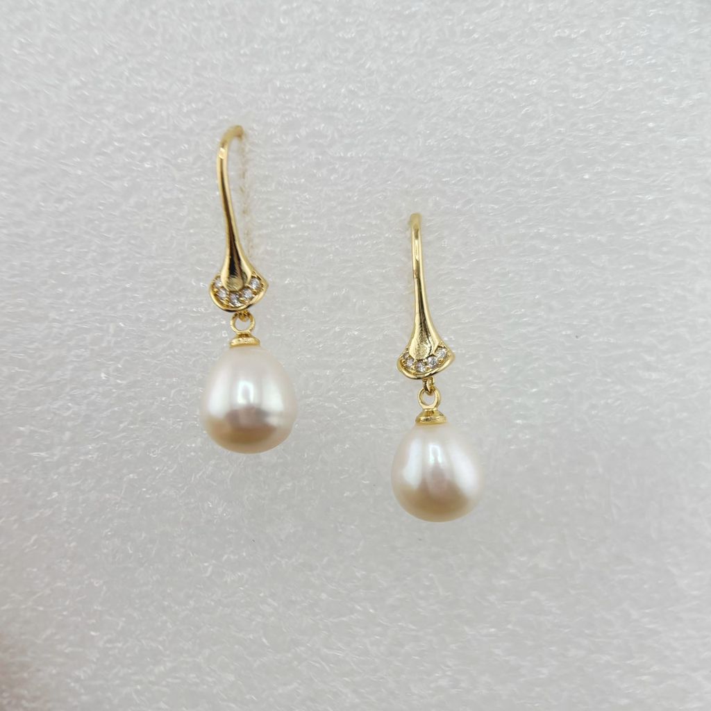 Bông Tai Ngọc Trai Tự Nhiên Móc Câu Chân Móc Hoạ Tiết Tính Đá Zircon MADAME HIEN PEARLS BTG072