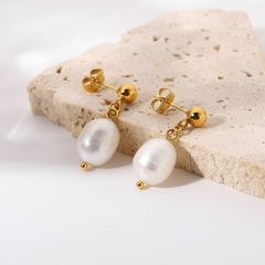 Bông Tai Bọc Vàng Thật 14K Baroque Không Đều MADAME HIEN PEARLS Ngọc Trai Nước Ngọt Tự Nhiên BTB001