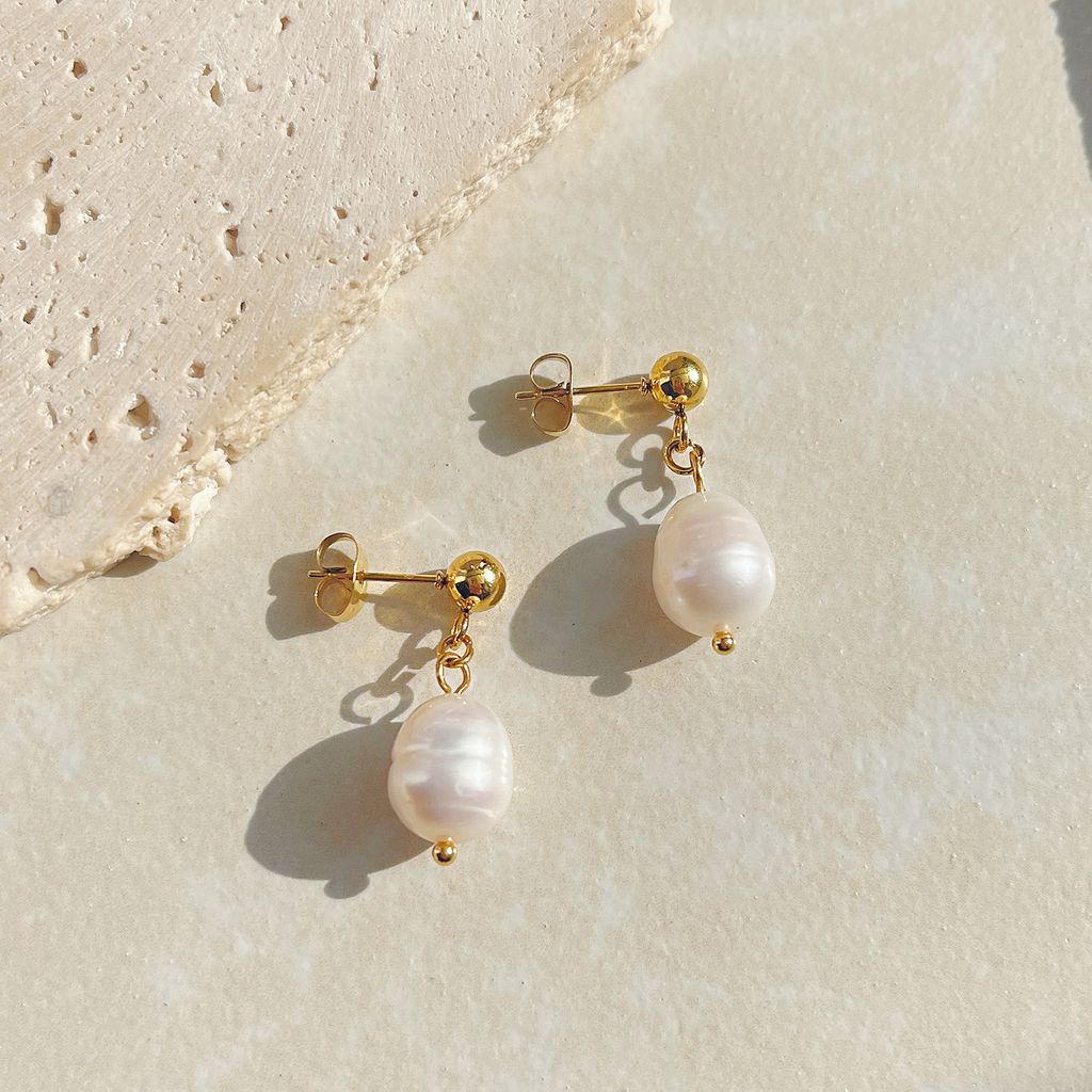 Bông Tai Bọc Vàng Thật 14K Baroque Không Đều MADAME HIEN PEARLS Ngọc Trai Nước Ngọt Tự Nhiên BTB001