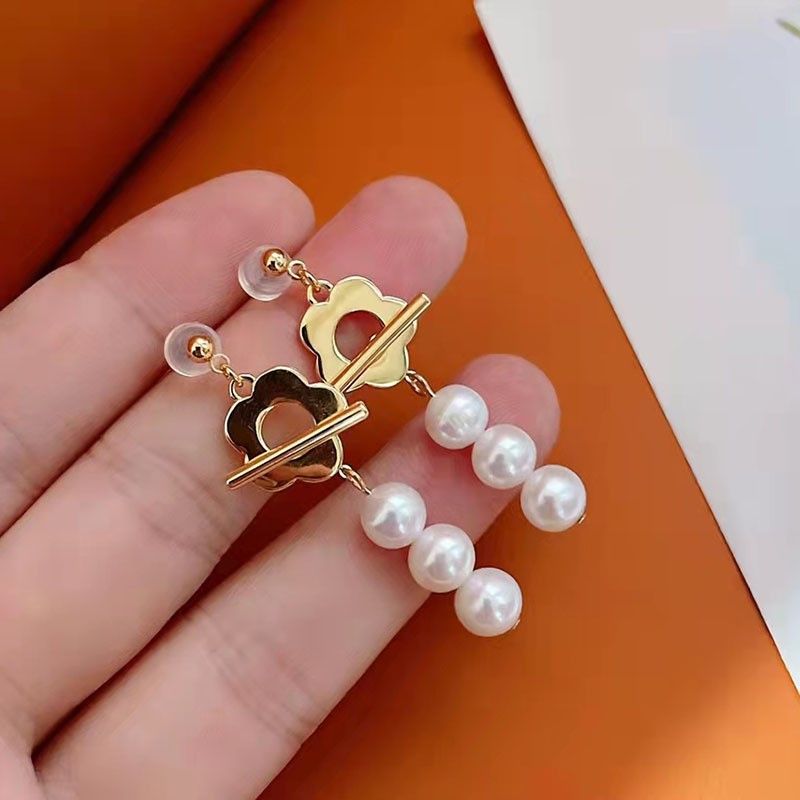 Bông Tai Bạc 925 Mạ Hình Cánh Hoa MADAME HIEN PEARLS Đính Ngọc Trai Thời Trang BTT025