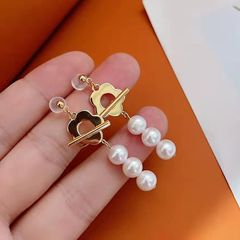 Bông Tai Bạc 925 Mạ Hình Cánh Hoa MADAME HIEN PEARLS Đính Ngọc Trai Thời Trang BTT025