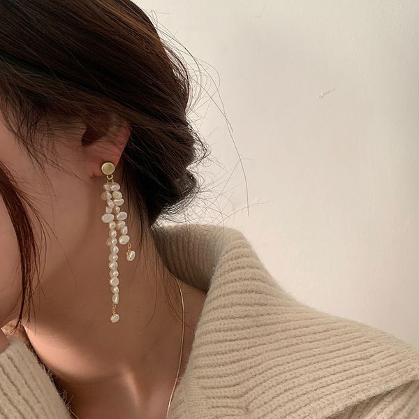 Bông Tai 2 Dây Ngọc Trai Tự Nhiên Tua Rua Dài Bất Đối Xứng MADAME HIEN PEARLS BTB019