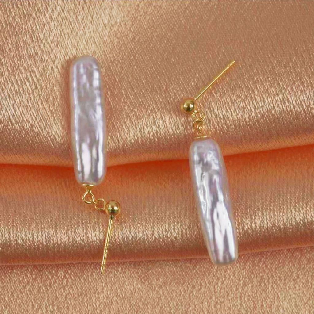 Bông tai Ngọc Trai Tự Nhiên Dáng Que Khoen Kim Tối Giản MADAME HIEN PEARLS BTB060
