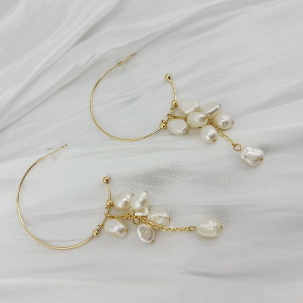 Bông tai Ngọc Trai Tua Rua Hạt Baroque Tự Nhiên Khuyên Tròn To MADAME HIEN PEARLS Nữ Tính Phong Cách Pháp BTB064