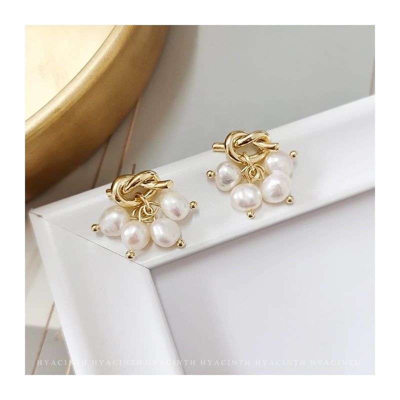 Bông Tai Bạc Đính Chùm Ngọc Trai Baroque Mặt Kim Xoắn Đáng Yêu MADAME HIEN PEARLS BTB087