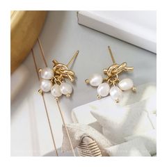 Bông Tai Bạc Đính Chùm Ngọc Trai Baroque Mặt Kim Xoắn Đáng Yêu MADAME HIEN PEARLS BTB087