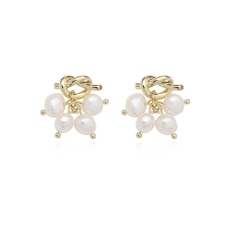 Bông Tai Bạc Đính Chùm Ngọc Trai Baroque Mặt Kim Xoắn Đáng Yêu MADAME HIEN PEARLS BTB087