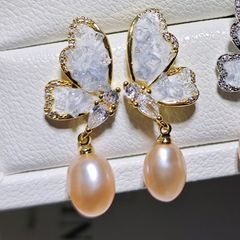 Bông Tai Tua Rua Ngọc Trai Tự Nhiên Mặt Bướm Bay Xà Cừ Pha Lê MADAME HIEN PEARLS Cho Nữ BTG109