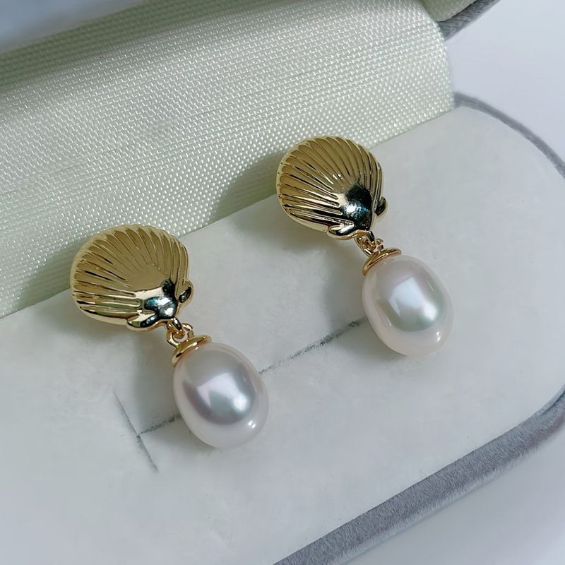 Bông Tai Ngọc Trai Tự Nhiên Tua Rua Mặt Sò Đáng Yêu MADAME HIEN PEARLS Cho Nữ BTG133