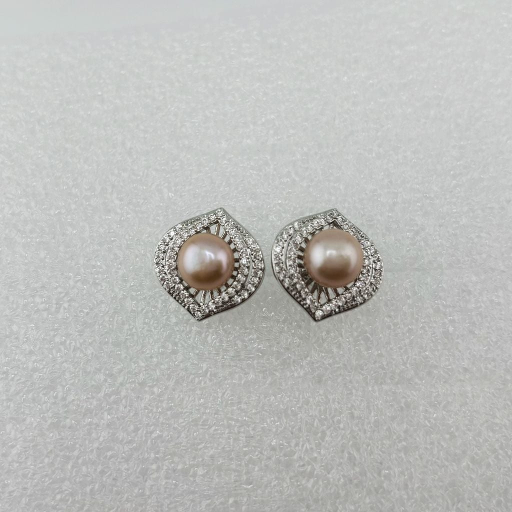 Bông Tai Ngọc Trai Tự Nhiên Đơn Giản Thời Trang MADAME HIEN PEARLS BTN117