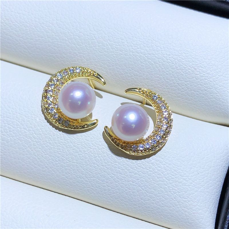 Bông Tai Mạ Bạc 925 Hình Mặt Trăng Đính Ngọc Trai Xinh Xắn MADAME HIEN PEARLS BTN154