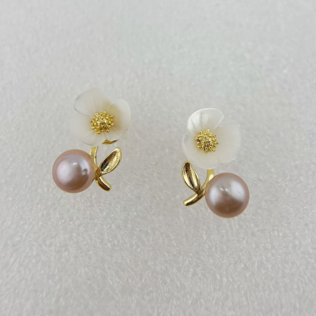 Bông Tai Ngọc Trai Tự Nhiên Cành Hoa Mai Xà Cừ MADAME HIEN PEARLS BTN163