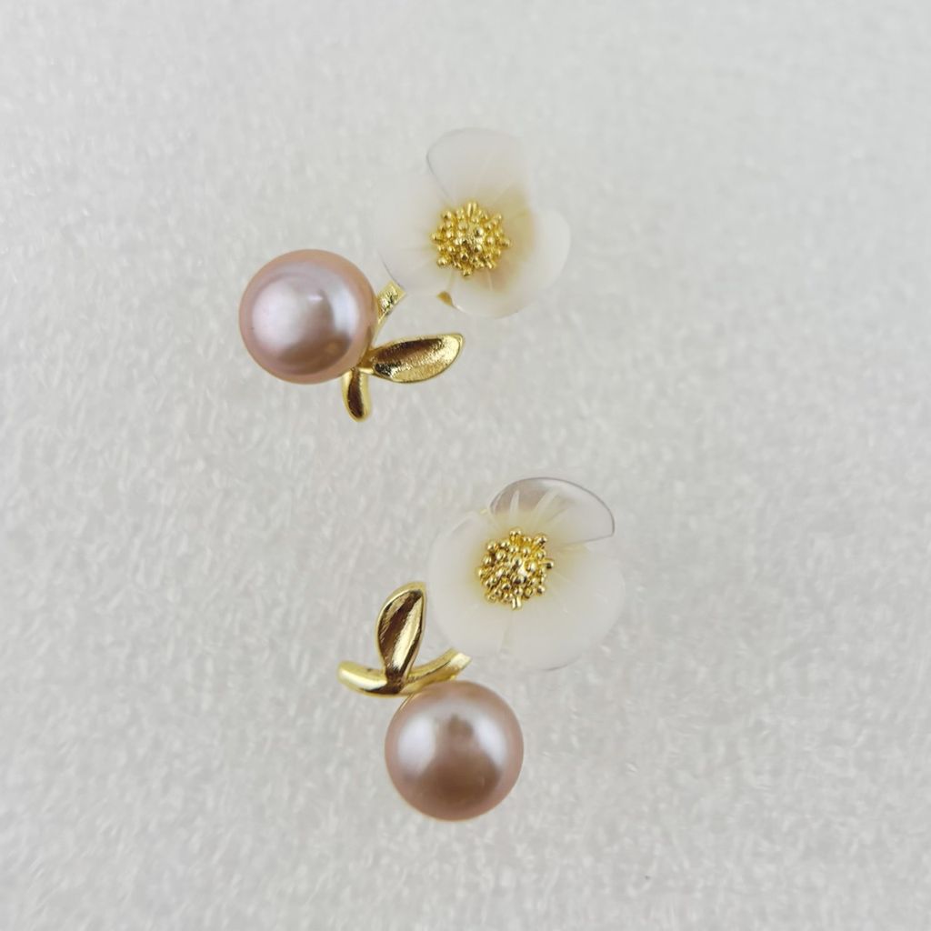 Bông Tai Ngọc Trai Tự Nhiên Cành Hoa Mai Xà Cừ MADAME HIEN PEARLS BTN163