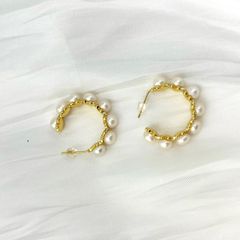 Bông Tai Bạc s925 Mặt C Đính 8 Hạt Ngọc Trai Nụ MADAME HIEN PEARLS BTN171