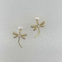 Bông Tai Ngọc Trai Tự Nhiên Chuồn Chuồn Đính Đá Zircon MADAME HIEN PEARLS BTN181