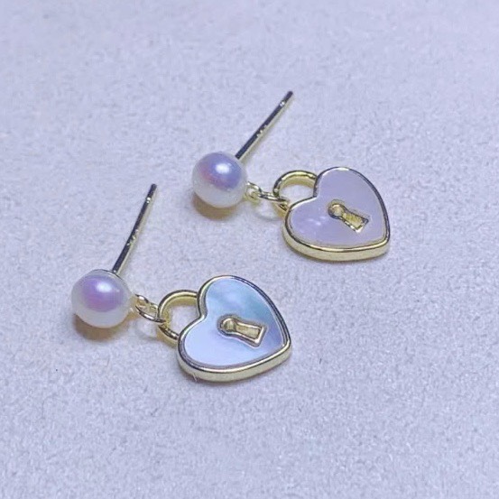 Bông Tai Ngọc Trai Tự Nhiên Tua Rua Ổ Khoá Trái Tim MADAME HIEN PEARLS Cho Nữ BTN194