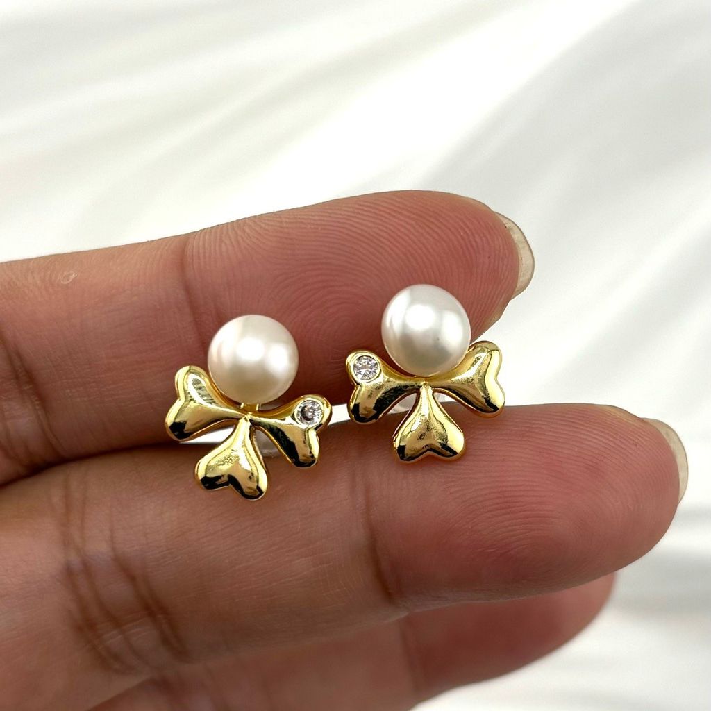 Bông Tai Ngọc Trai Tự Nhiên Mặt Cỏ 3 Lá May Mắn MADAME HIEN PEARLS Cho Nữ BTN200