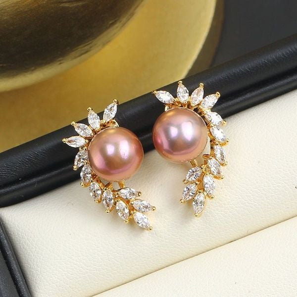 Bông Tai Ngọc Trai Tự Nhiên Mặt Cánh Thiên Thần Đính Đá Quý MADAME HIEN PEARLS Cho Nữ BTN211