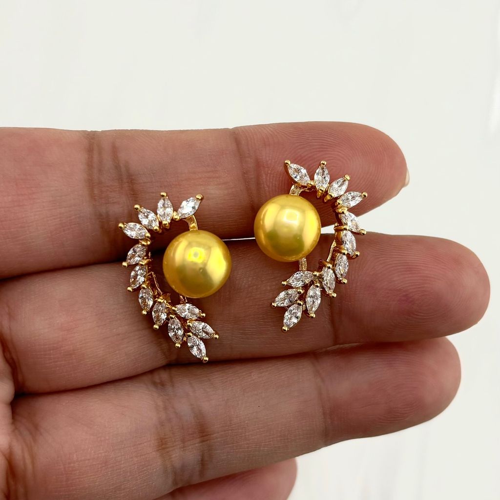 Bông Tai Ngọc Trai Tự Nhiên Mặt Cánh Thiên Thần Đính Đá Quý MADAME HIEN PEARLS Cho Nữ BTN211