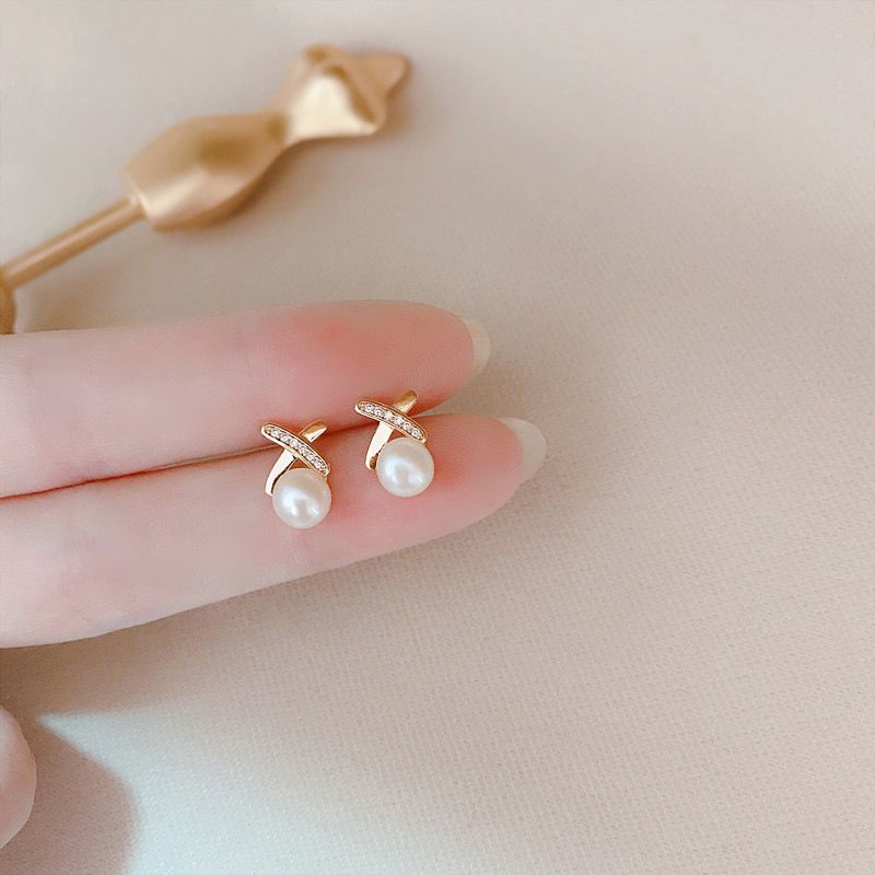 Hoa Tai Nụ Ngọc Trai Nước Ngọt MADAME HIEN PEARLS Xinh Xắn BTN035