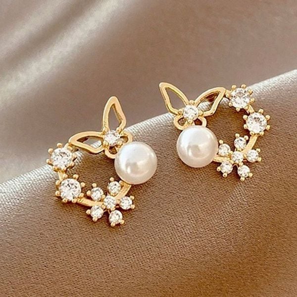 Bông Tai Ngọc Trai Khảm Hoa Hồng Và Bướm Nữ Tính Đáng Yêu MADAME HIEN PEARLS Cho Nữ BTN044