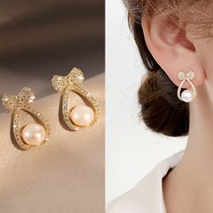 Bông Tai Ngọc trai Cao Cấp Khí Chất Phong Cách Hàn Quốc BTN072