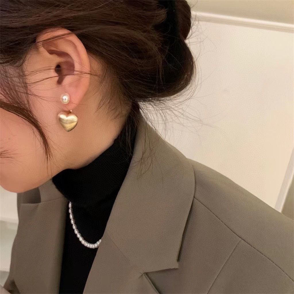 Bông Tai Bạc S925 Đính Ngọc Trai Tự Nhiên Hình Trái Tim MADAME HIEN PEARLS Cho Nữ BTN074