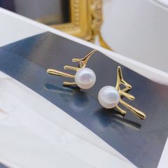Bông Tai Ngọc Trai Tự Nhiên Dáng Giọt Nước Cá Tính MADAME HIEN PEARLS Cho Nữ BTN094