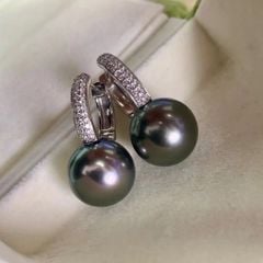 Bông Tai Ngọc Trai Tự Nhiên Hạt Đen Gần Tròn 2 Lỗ MADAME HIEN PEARLS Thời Trang Nữ BTT081