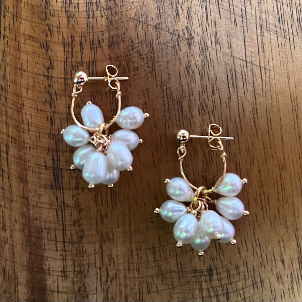 Bông Tai Ngọc Trai Khoá U Đính Tua Rua Chùm Ngọc Trai Giọt Nước MADAME HIEN PEARLS Cho Nữ