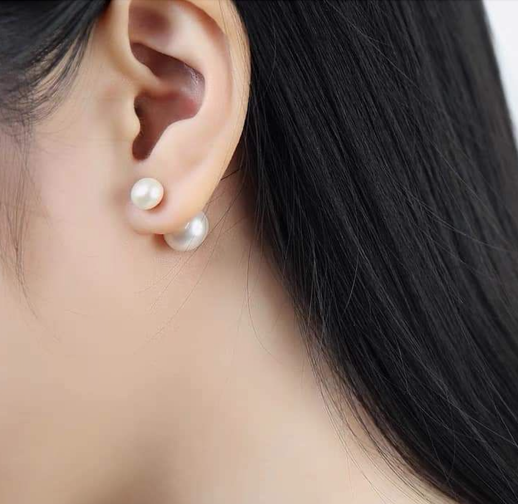 Bông Tai Bạc 925 Đính 2 Hạt Ngọc Trai Tự Nhiên Lớn Nhỏ Kiểu DIOR Sang Trọng BTN088