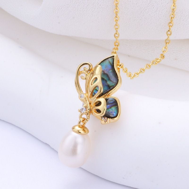 Bộ Set Trang Sức Ngọc Trai Dây Chuyền, Nhẫn Và Bông Tai Bướm 3D Sắc Màu Xà Cừ Sang Trọng MADAME HIEN PEARLS Cho Nữ