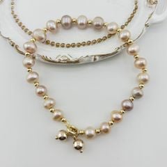 Vòng Tay Ngọc Trai Tự Nhiên Khoá Đính 2 Cham Lục Lạc MADAME HIEN PEARLS Đáng Yêu VTT090