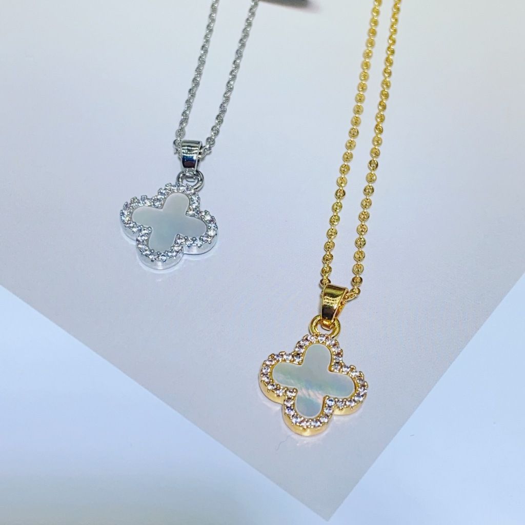 Bộ Set Ngọc Trai Vòng cổ, Nhẫn và Bông Tai Bộ Trang Sức Ngọc Trai Tự Nhiên Khung Cỏ 4 Lá Van Cleef Hoạ Tiết LV Trắng Sang Trọng MADAME HIEN PEARLS Cho Nữ SPS108