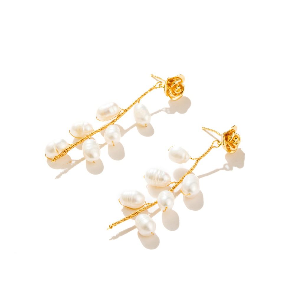 Bông Tai Ngọc Trai Tự Nhiên Tua Rua Nhánh Hoa Hồng Đính 6 Hạt Ngọc Trai Tự Nhiên MADAME HIEN PEARLS Thời Trang Nữ BTG102