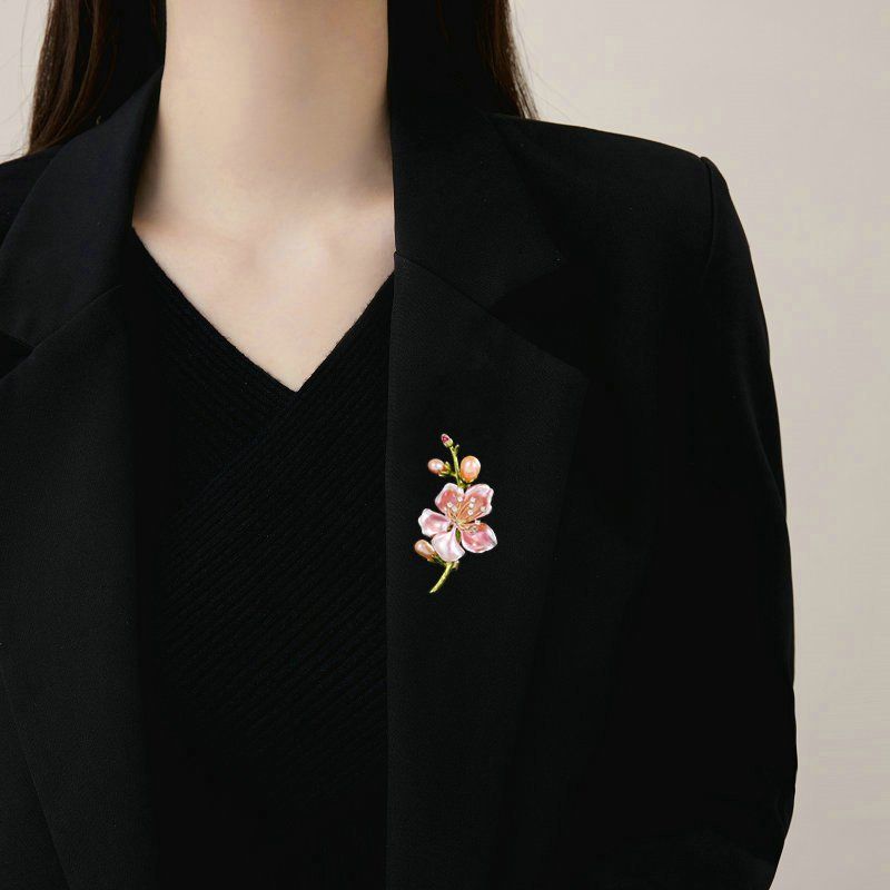 Trâm Cài Áo Dạng Ghim Hình Nhánh Hoa Lan Đính Ngọc Trai Tự Nhiên Quý Phái MADAME HIEN PEARLS PKC026