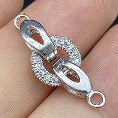 Khoá Cài Mặt Dây Chuyền Hoặc Vòng Tay Kẹp Nối Mặt Tròn Zircon Mạ Vàng 14K MADAME HIEN PEARLS PKKC018