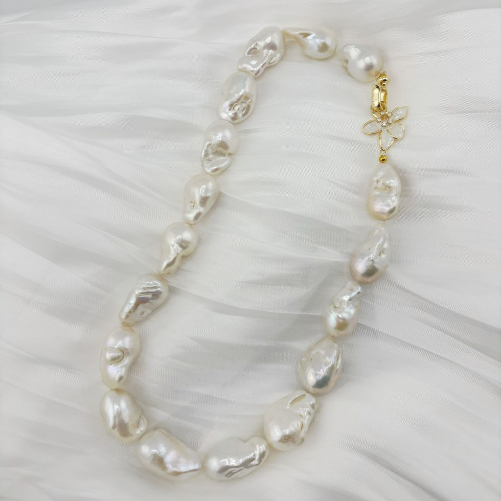 Vòng Cổ Ngọc Trai Dị Khủng 18-20mm Hạt Baroque Sang Trọng MADAME HIEN PEARLS CB037