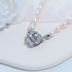 Vòng Cổ Ngọc Trai Hạt Gạo Khoá Hoa Trà MADAME HIEN PEARLS Thời Trang Cho Nữ CG056