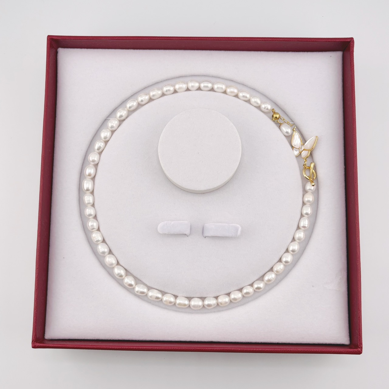 Vòng cổ Ngọc trai hạt xoài Tự Nhiên Khoá Mặt Cánh Bướm CG011B